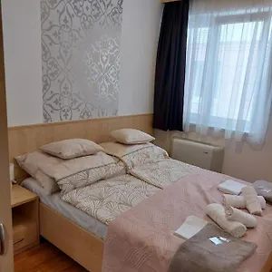 myrelax-apartment.hotels-hajduszoboszlo-hungary.com/